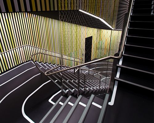 THE UNIVERSITY OF AUCKLAND (1)